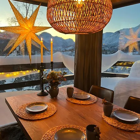 Feriehus Strandafjellet - Akslene 6 Stranda (More og Romsdal)